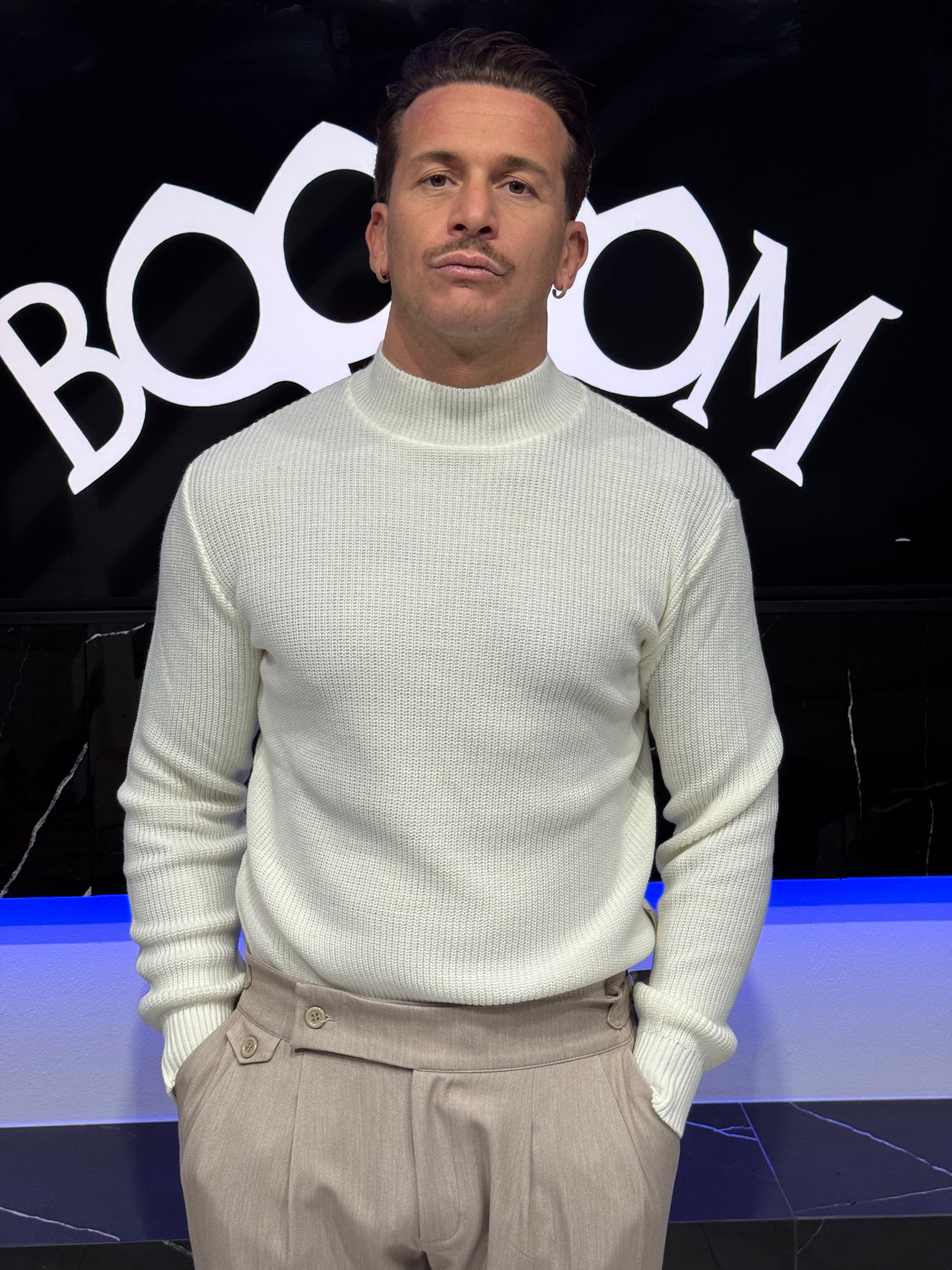 Maglione mezzo collo