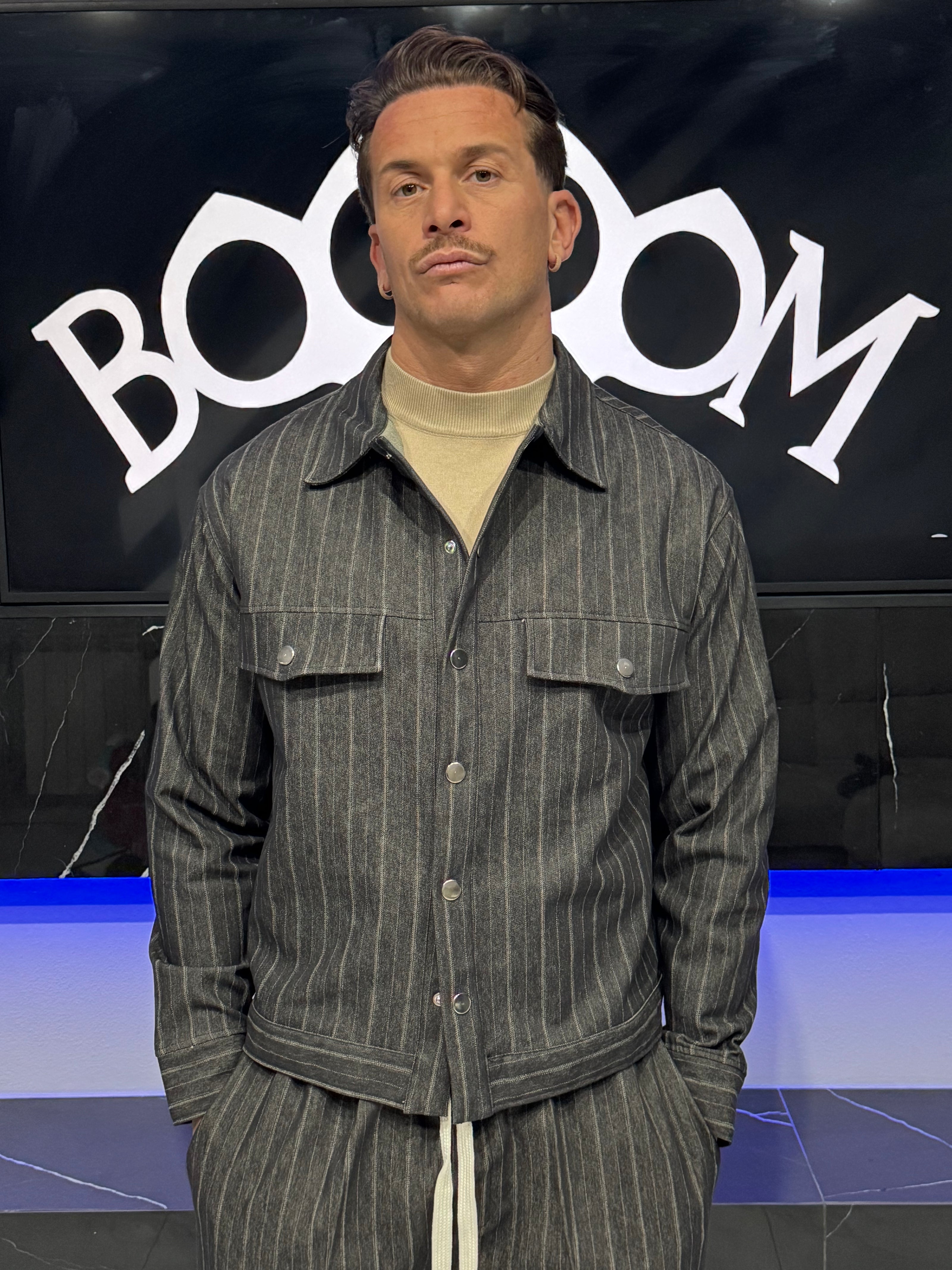 Completo gessato in Jeans