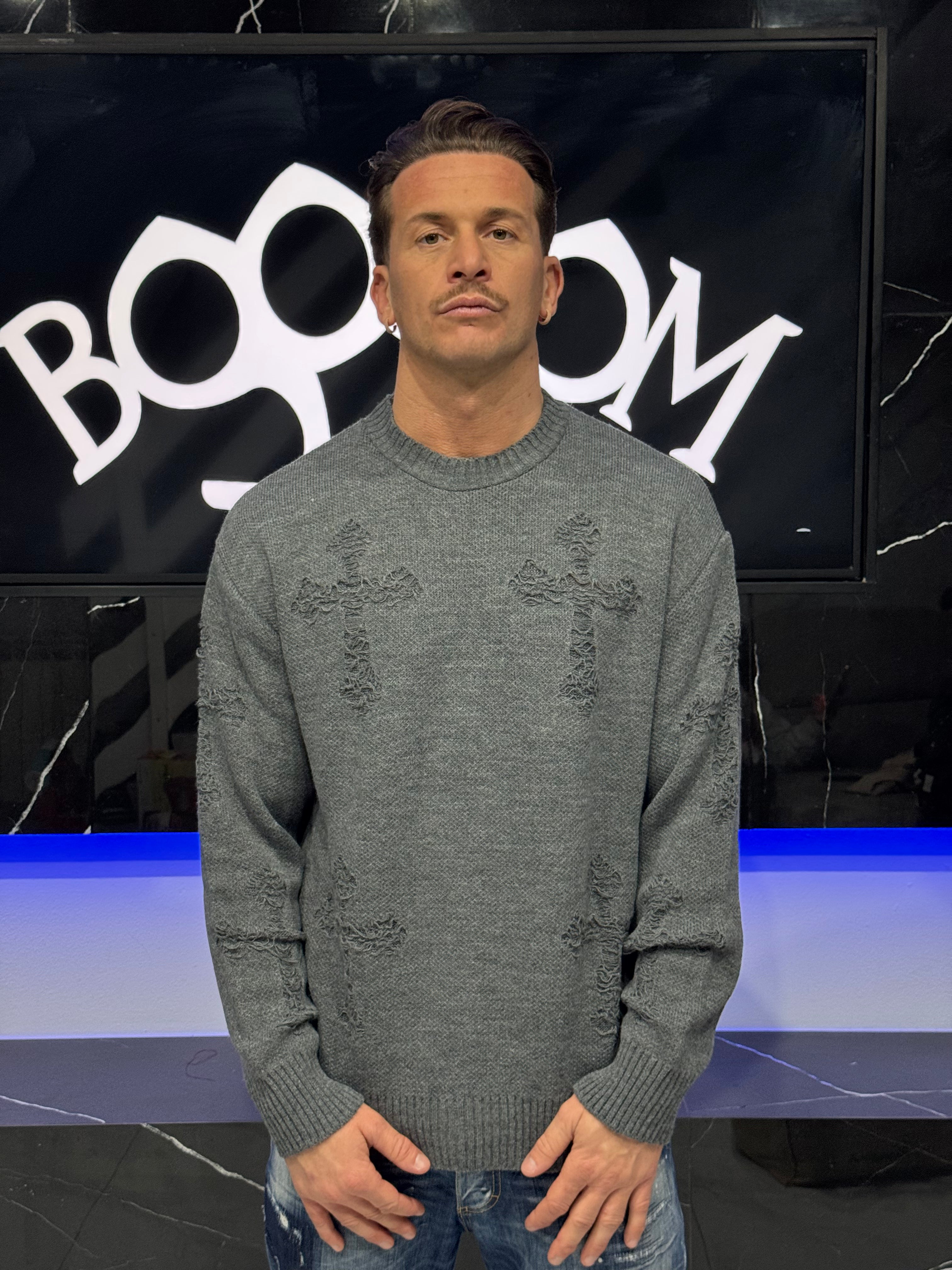 Maglione Cross destroyed