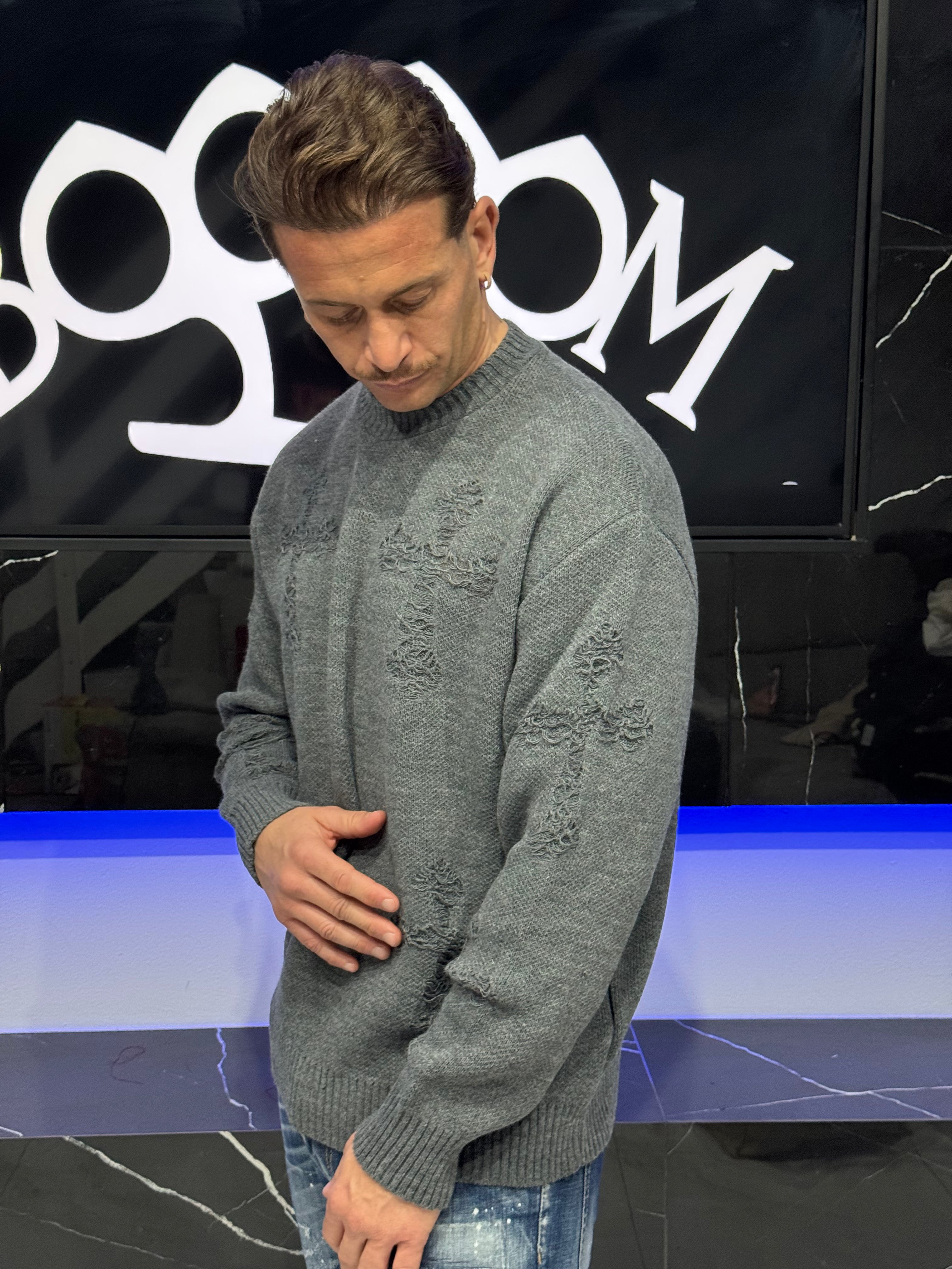 Maglione Cross destroyed