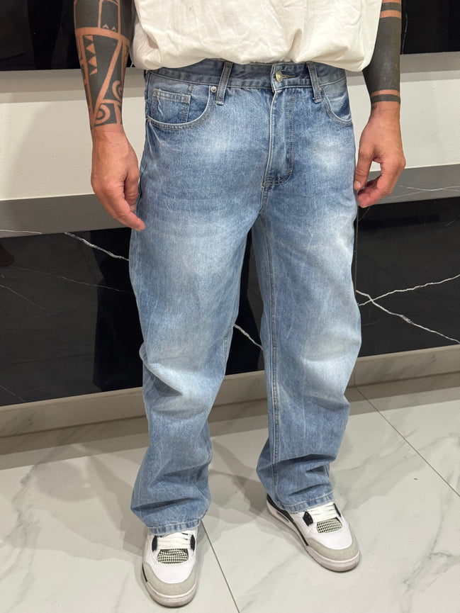 Jeans lavaggio chiaro BAGGY